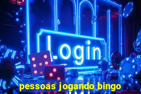 pessoas jogando bingo